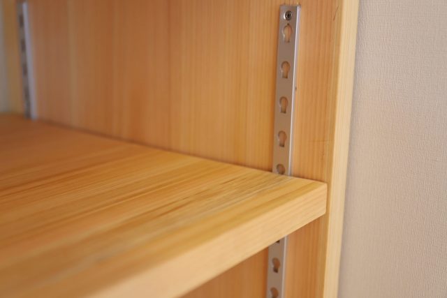 熊野・紀州材で作ったおもちゃ箱と本棚