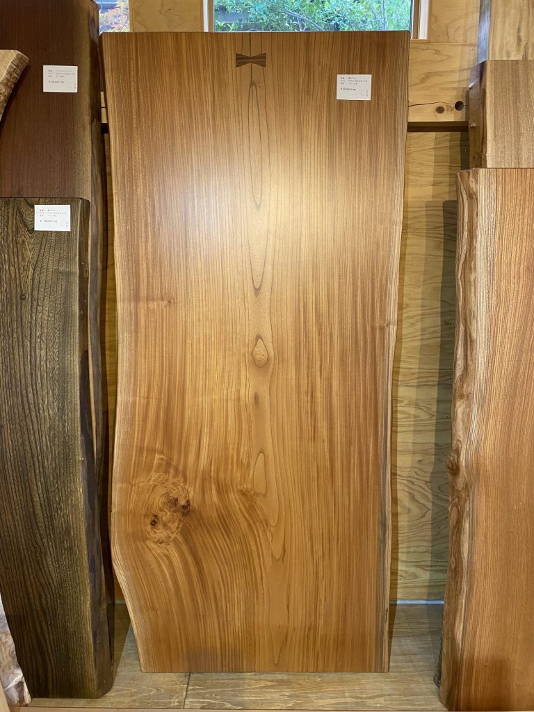 ケヤキ 欅 一枚板｜一枚板｜杉・スギ｜商品 | 無垢の木を使った家具 