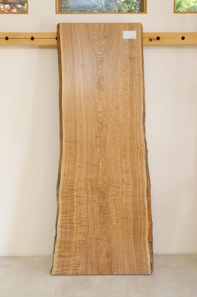 タモ 杢 一枚板｜一枚板｜杉・スギ｜商品 | 無垢の木を使った家具・雑貨ブランド「杢美−MOKUHARU」