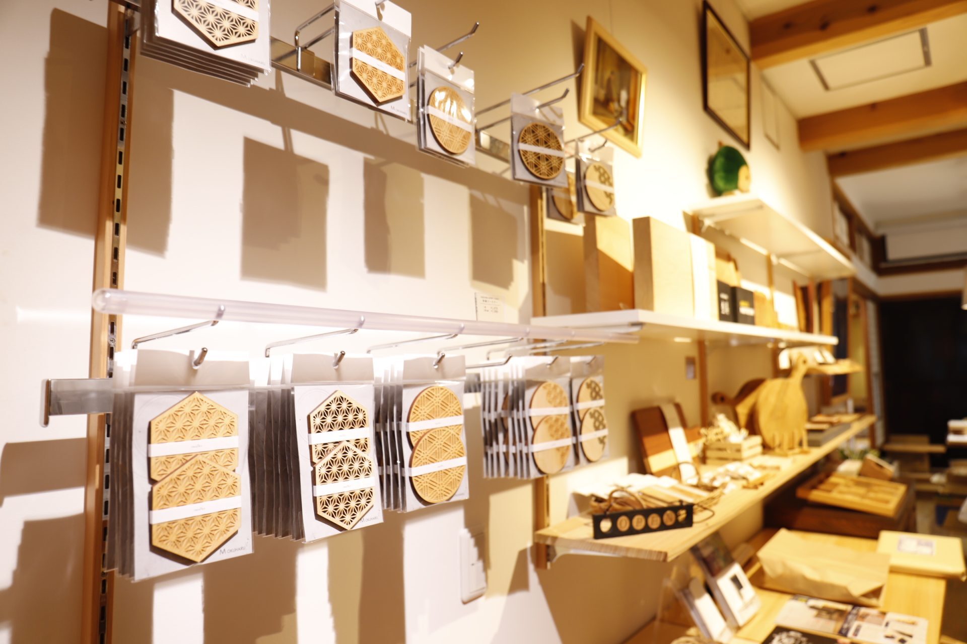 流木　特大　桧　ヒノキ　インテリア 楽天市場】流木 特大（インテリア小物・置物｜インテリア・寝具・収納