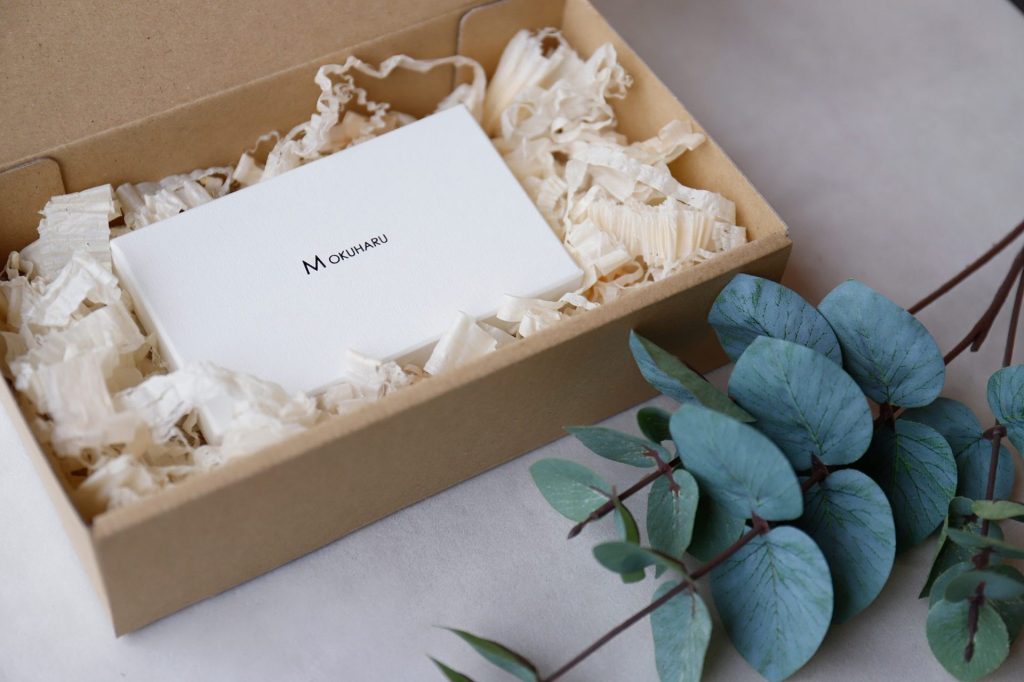 センスのいい企業ノベルティ｜小ロット1点～OKのオリジナルコースターなど人気事例を紹介