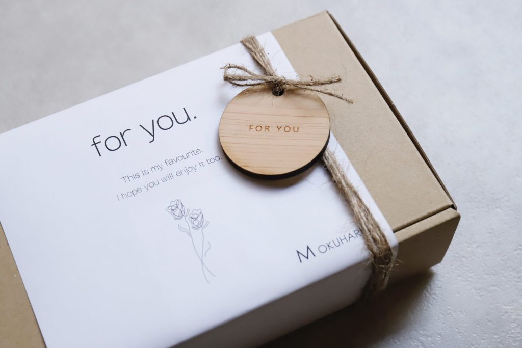 センスのいい企業ノベルティ｜小ロット1点～OKのオリジナルコースターなど人気事例を紹介