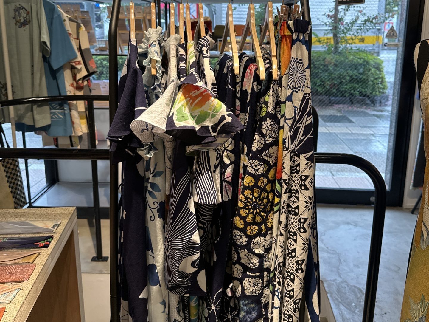 ENWA TOKYO様で和柄コースターの販売が開始しました https://mokuharu.jp/app/wp-content/uploads/2025/10/IMG_2244-2.jpg ENWA TOKYO様で和柄コースターの販売が開始しました