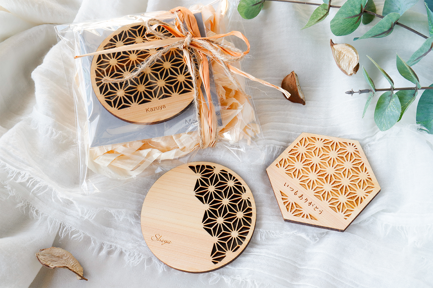 センスのいい企業ノベルティ｜小ロット1点～OKのオリジナルコースターなど人気事例を紹介