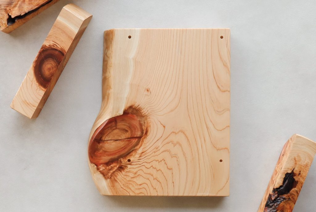 商品棚・ディスプレイ台のオーダーメード事例 | オシャレな陳列を叶える【木製の店舗什器】